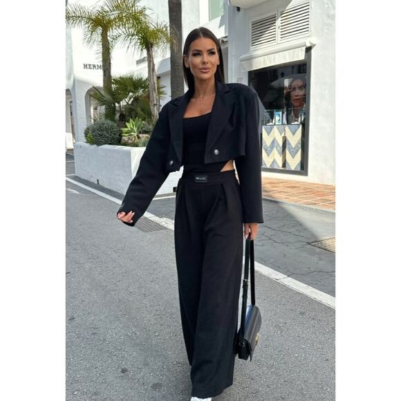 Belluci ladies cropped blazer/jacket Black Sz XL Acubi Preppy chic office siren - Picture 1 of 10